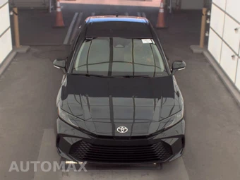 2025 Toyota Camry LE - miniatura 2