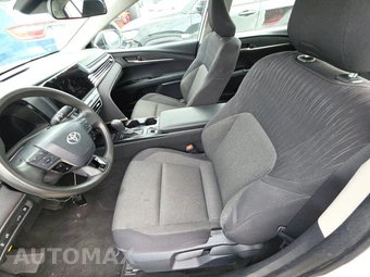 2025 Toyota Camry LE - miniatura 7