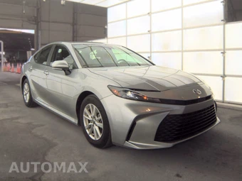 2025 Toyota Camry LE - miniatura 3