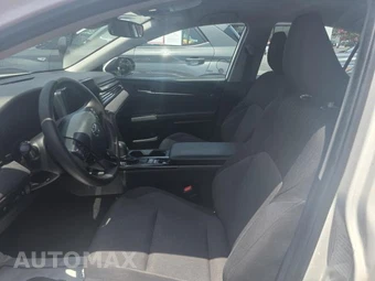 2025 Toyota Camry LE - miniatura 14