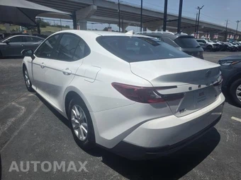2025 Toyota Camry LE - miniatura 17