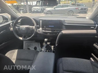 2025 Toyota Camry LE - miniatura 23