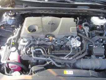 2025 Toyota Camry LE - miniatura 18