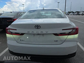 2025 Toyota Camry LE - miniatura 5