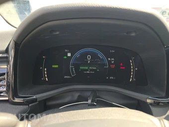 2025 Toyota Camry LE - miniatura 12