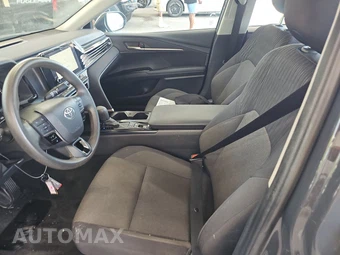 2025 Toyota Camry LE - miniatura 28