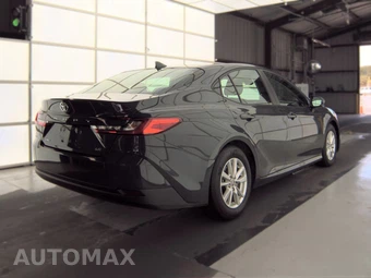 2025 Toyota Camry LE - miniatura 4