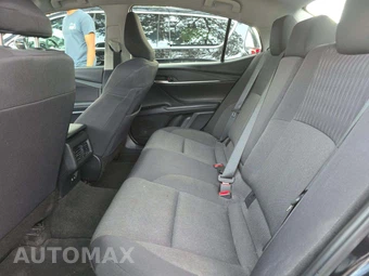 2025 Toyota Camry LE - miniatura 13