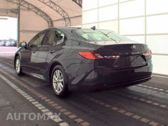 2025 Toyota Camry LE - miniatura 6