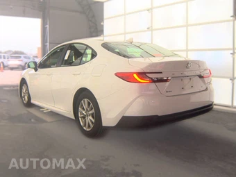 2025 Toyota Camry LE - miniatura 6