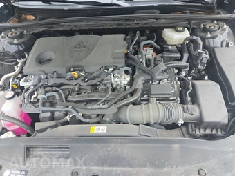 2025 Toyota Camry LE - miniatura 15