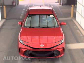 2025 Toyota Camry LE - miniatura 2