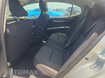 2025 Toyota Camry LE - miniatura 13