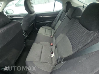2025 Toyota Camry LE - miniatura 13