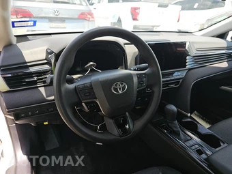 2025 Toyota Camry LE - miniatura 11