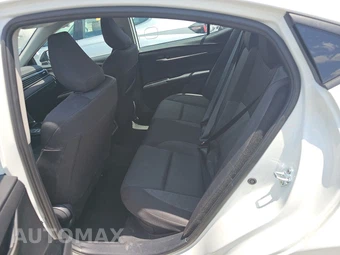 2025 Toyota Camry LE - miniatura 13