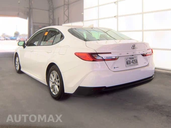 2025 Toyota Camry LE - miniatura 6