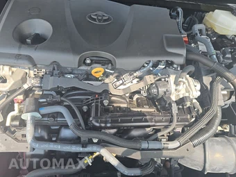 2025 Toyota Camry LE - miniatura 15