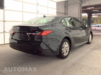 2025 Toyota Camry LE - miniatura 4
