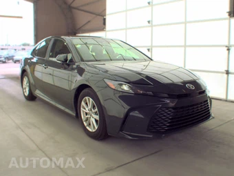 2025 Toyota Camry LE - miniatura 3
