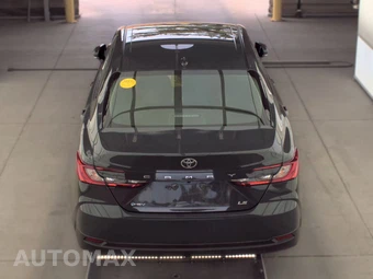 2025 Toyota Camry LE - miniatura 5