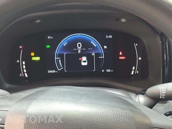 2025 Toyota Camry LE - miniatura 9