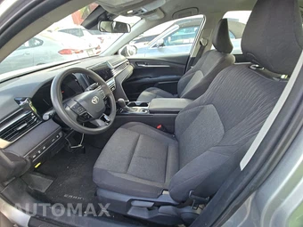 2025 Toyota Camry LE - miniatura 13