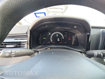 2025 Toyota Camry LE - miniatura 18