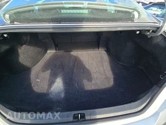 2025 Toyota Camry LE - miniatura 23