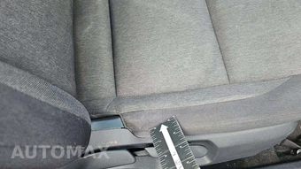 2025 Toyota Camry LE - miniatura 34