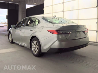 2025 Toyota Camry LE - miniatura 8