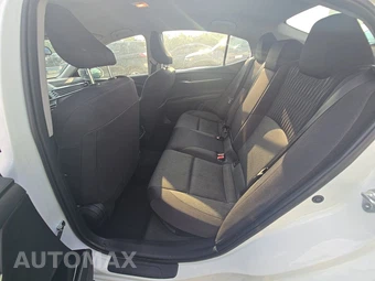2025 Toyota Camry LE - miniatura 13