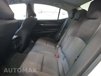 2025 Toyota Camry LE - miniatura 13