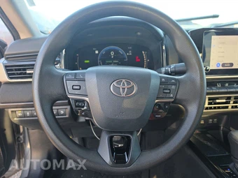 2025 Toyota Camry LE - miniatura 10