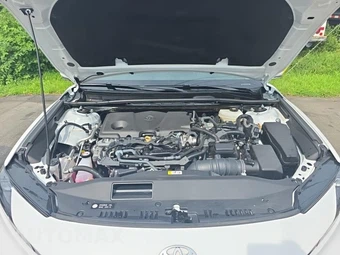 2025 Toyota Camry LE - miniatura 18