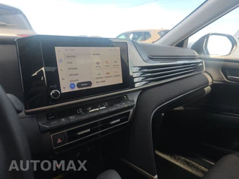 2025 Toyota Camry LE - miniatura 11