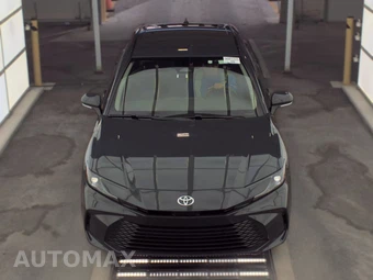 2025 Toyota Camry LE - miniatura 2