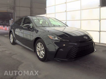 2025 Toyota Camry LE - miniatura 3