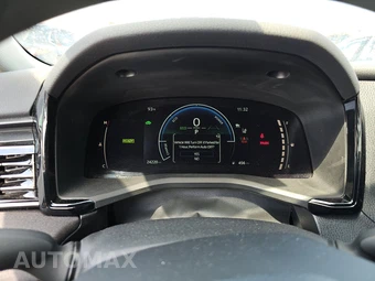2025 Toyota Camry LE - miniatura 12