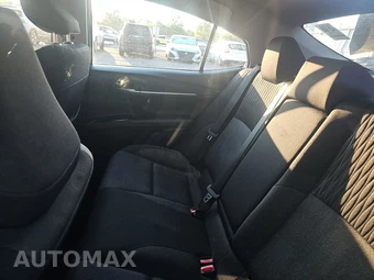 2025 Toyota Camry LE - miniatura 13