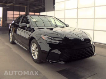2025 Toyota Camry LE - miniatura 3