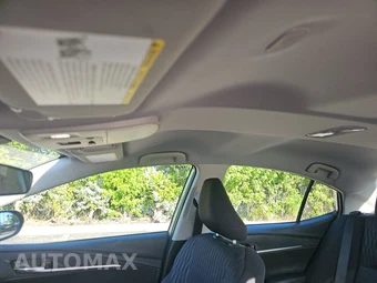 2025 Toyota Camry LE – miniatura 14