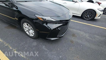 2025 Toyota Camry LE - miniatura 25