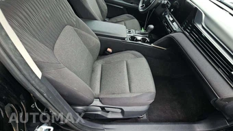 2025 Toyota Camry LE - miniatura 37