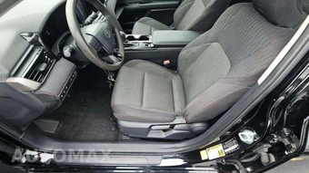 2025 Toyota Camry LE - miniatura 38
