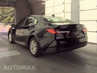 2025 Toyota Camry LE - miniatura 8