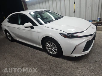 2025 Toyota Camry LE - miniatura 3