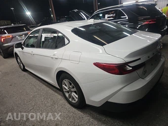 2025 Toyota Camry LE - miniatura 6