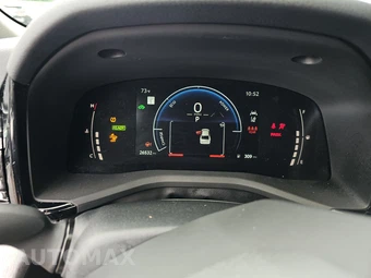2025 Toyota Camry LE - miniatura 12
