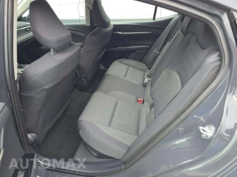 2025 Toyota Camry LE - miniatura 13